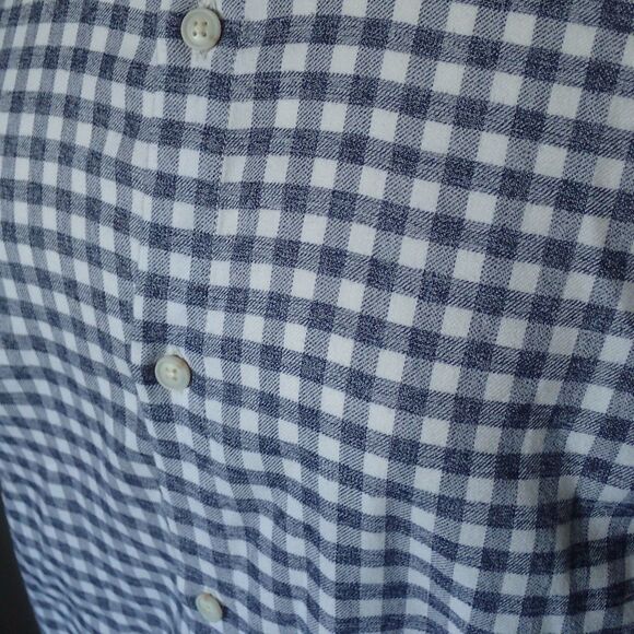 Banana Republic Button Down Shirt - Picture 4 of 8